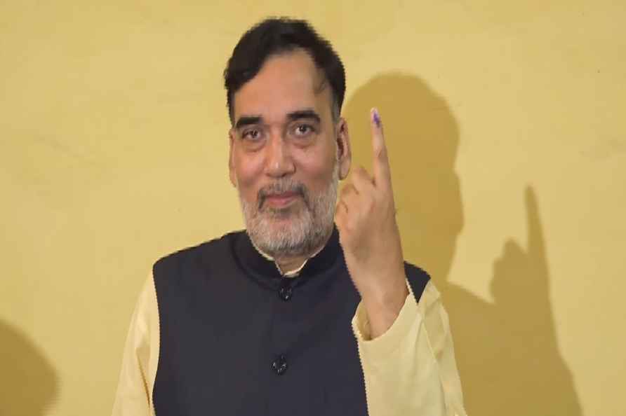 LS Polls: Gopal Rai casts vote in Delhi