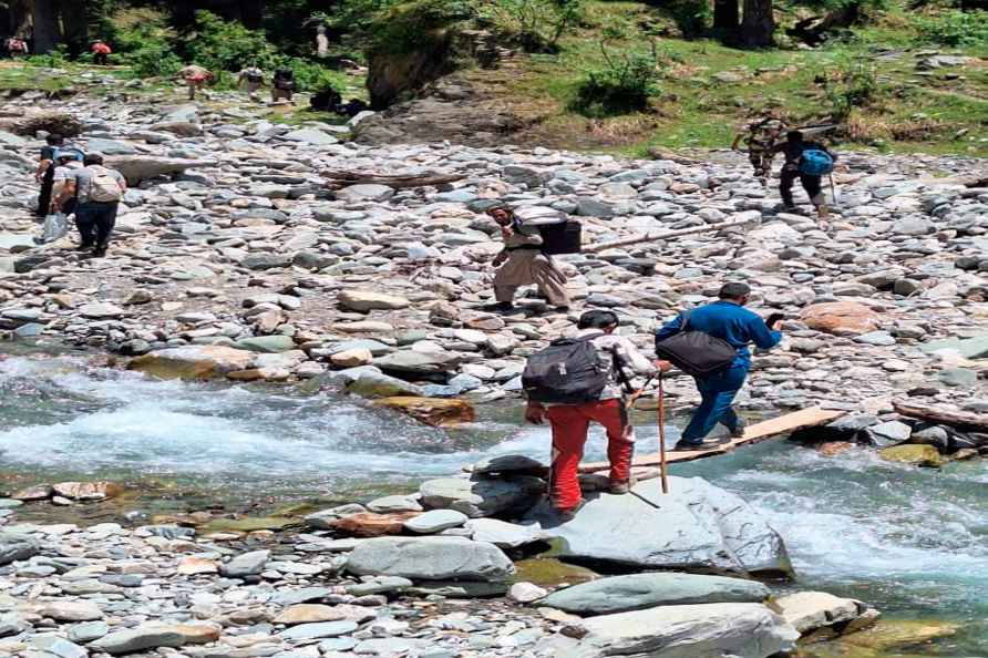 Poonch: A polling team while returning from Hill Kaka polling station...