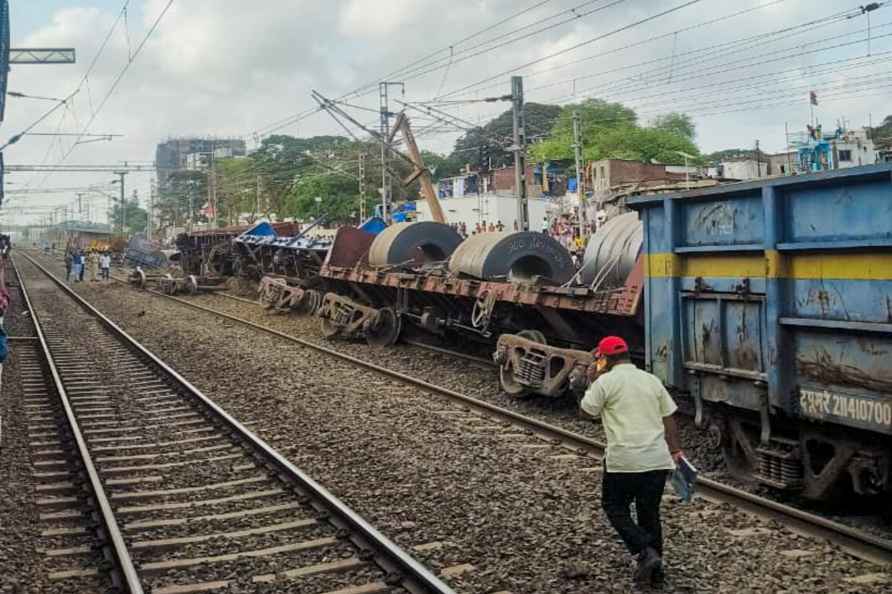 Five wagons of goods train derailed