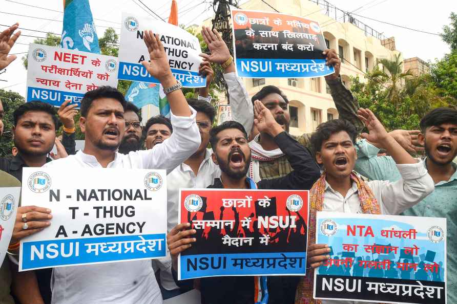 NSUI protest against irregularities in the NEET-UG results