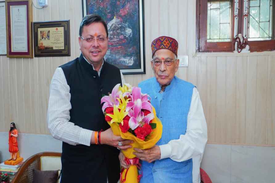 Pushkar Singh Dhami meets Murli Manohar Joshi