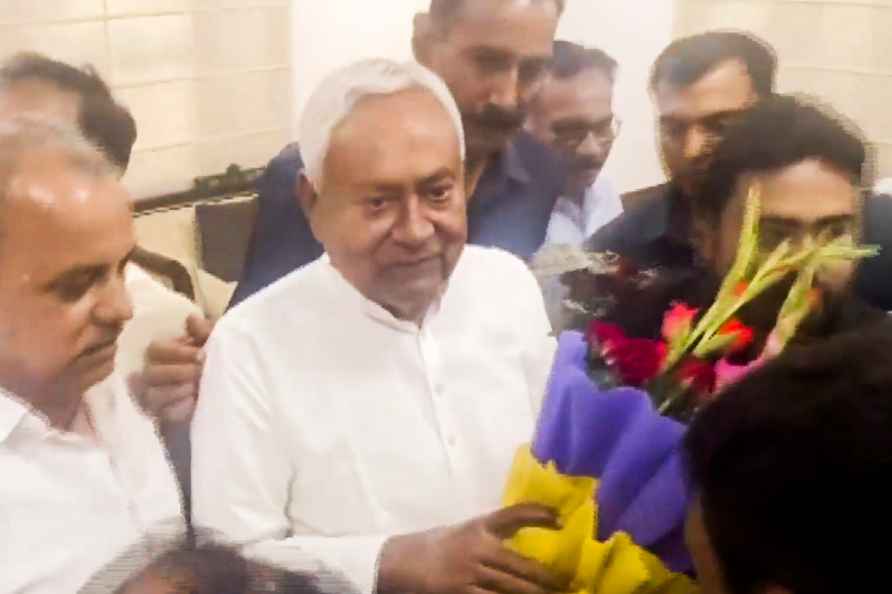 Nitish Kumar with newly elected party MPs