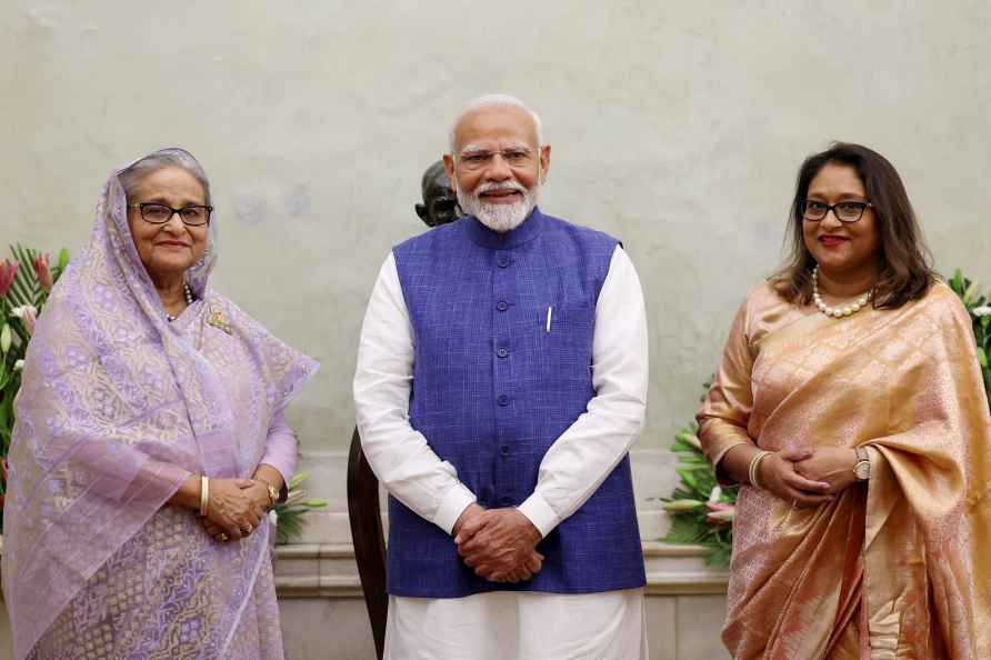 PM Modi with Bangladesh PM Sheikh Hasina