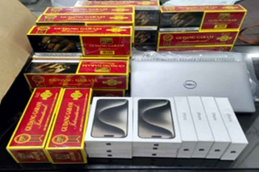 Gold bars, electronic gadgets seized at Nagpur airport