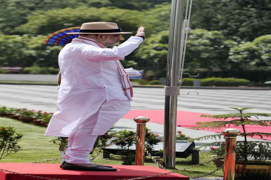 Amit Shah pays tribute at Police Memorial