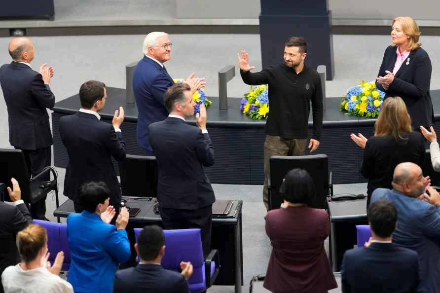 Volodymyr Zelenskyy,Olaf Scholz,Frank-Walter Steinmeier,Baerbel Bas