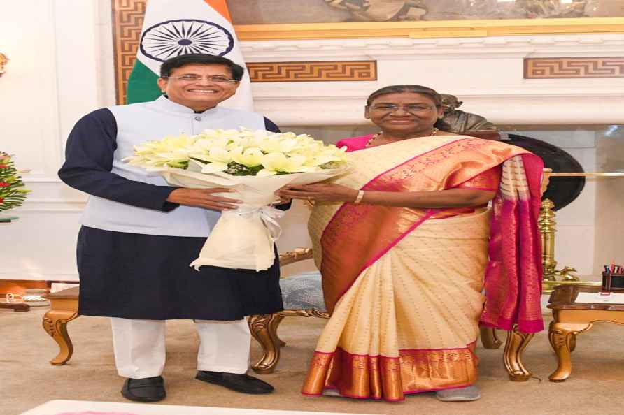 Draupadi Murmu meets Piyush Goyal