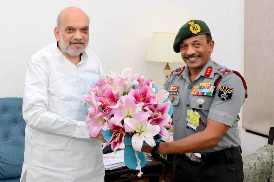 Lt Gen PC Nair meets Amit Shah