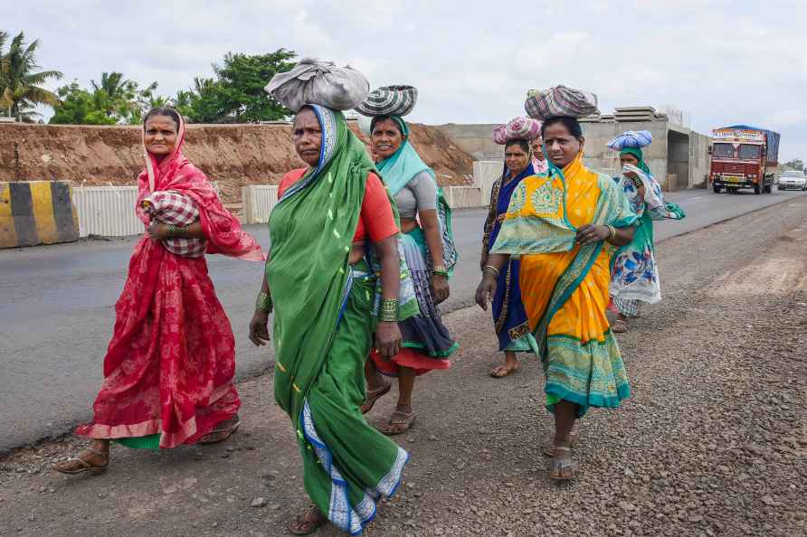 Women labourers in Satara