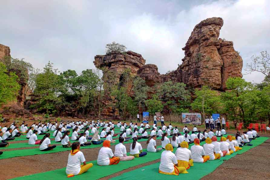 IDY 2024: Mass Yoga Session in Raisen