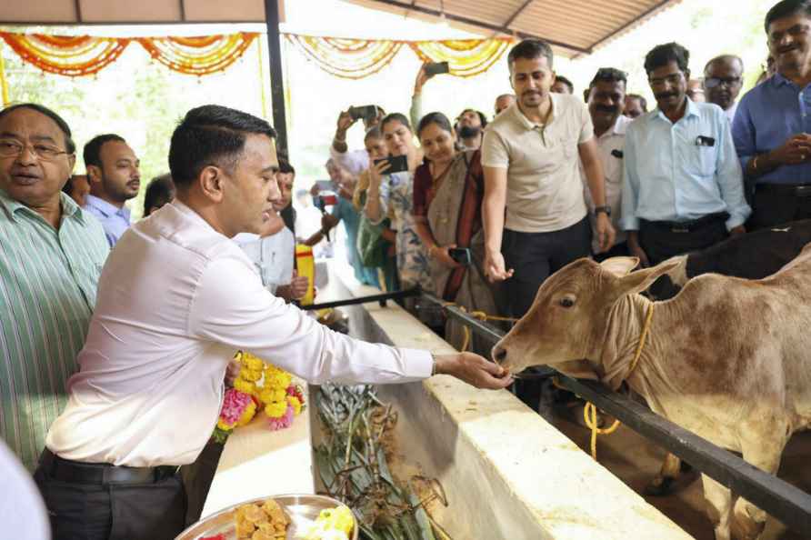 Pramod Sawant inaugurates Goshala of Ponda Municipal Council