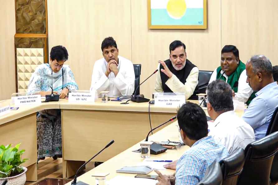 Delhi govt meeting on waterlogging after rains