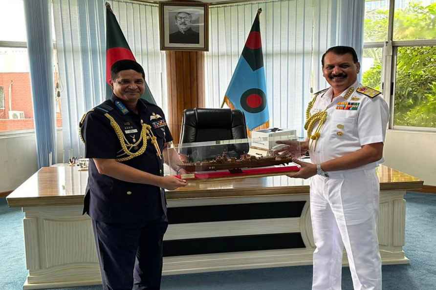 CNS Admiral Dinesh K Tripathi in Bangladesh