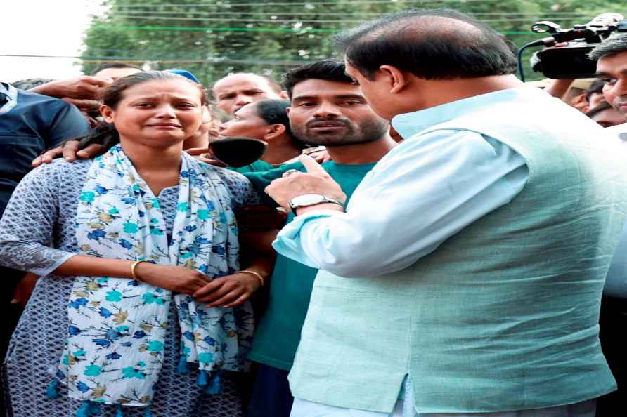 Assam CM meets missing boy's parents