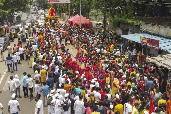 World famous Rath Yatra begins in Odisha amid chants of Jai Jagannath