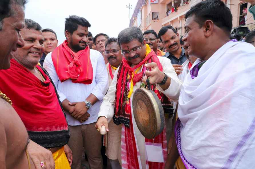 Dharmendra Pradhan at Rath Yatra