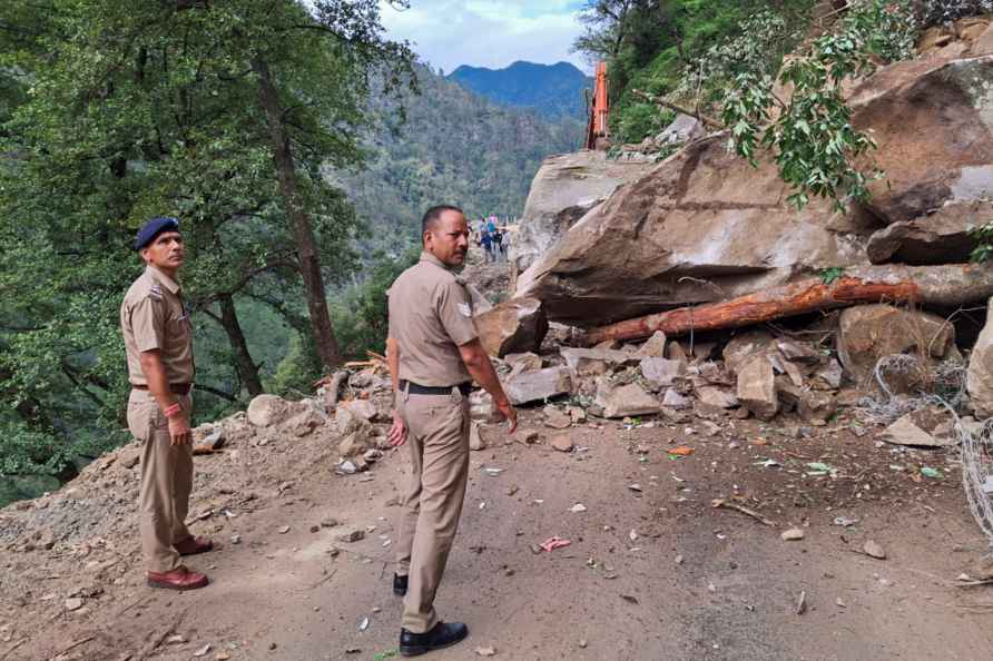 Boulders and stones block road near Chauki Fata