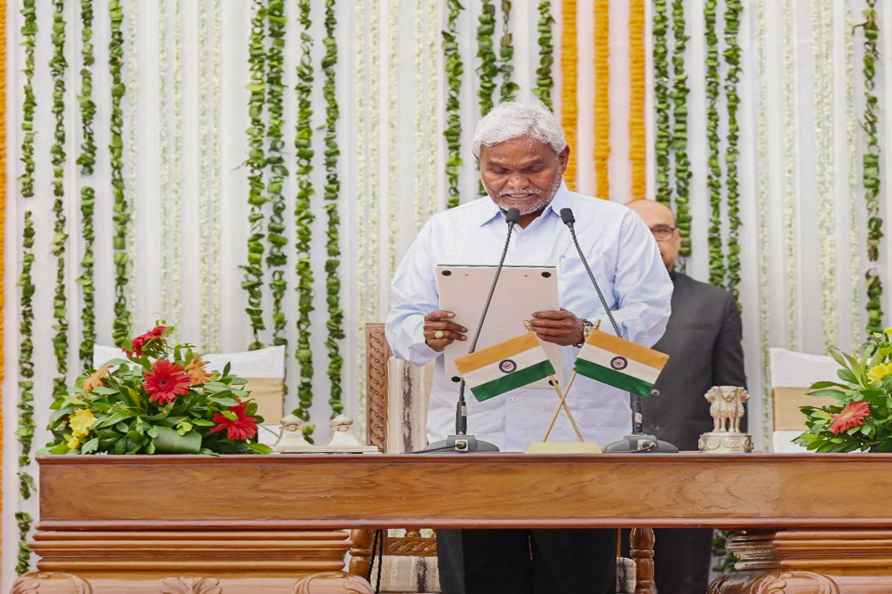 Champai Soren takes oath as minister in Hemant Soren govt