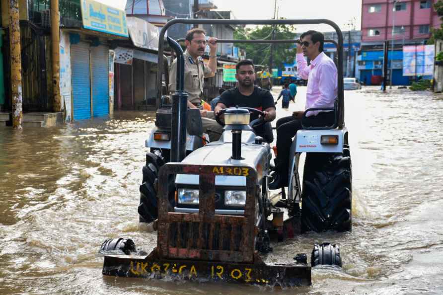 Weather: Inspection of waterlogged area