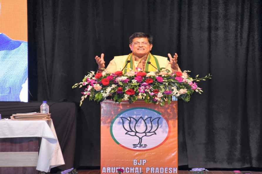 Piyush Goyal addresses a meeting