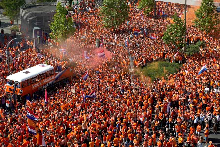 Fans of the team of the Netherlands gather for a fan walk