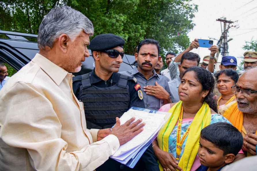 N Chandrababu Naidu meets people enroute