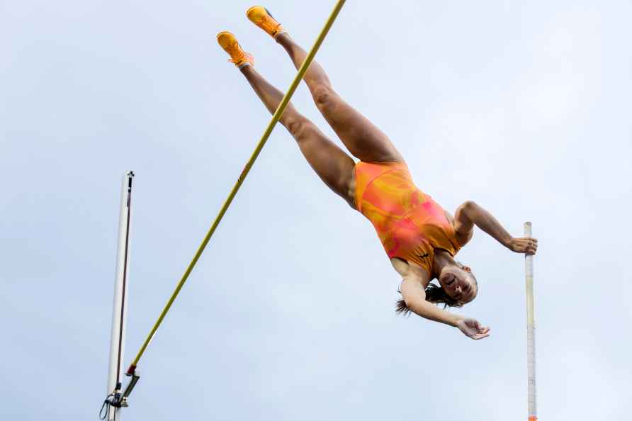 Women's Pole Vault competition