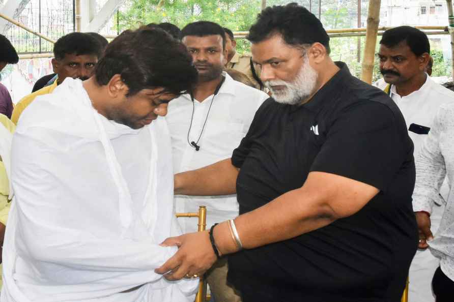 Pappu Yadav meets Mukesh Sahani