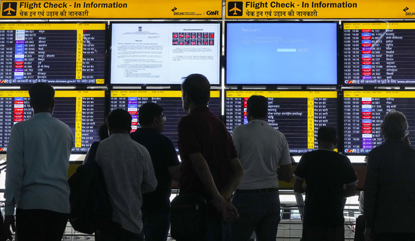 Global Microsoft outage: Airline services affected in India, netizens say 'early weekend' 