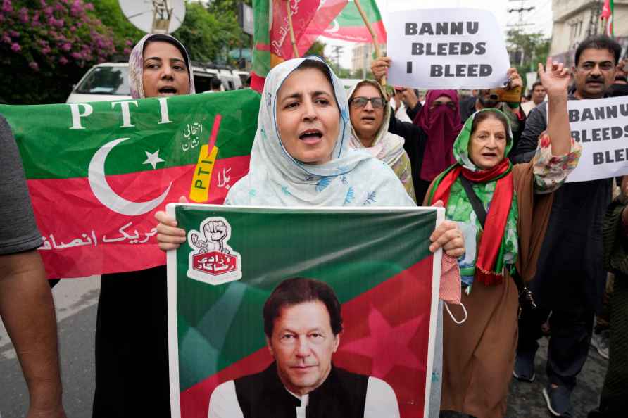 Imran Khan supporters protest in Lahore