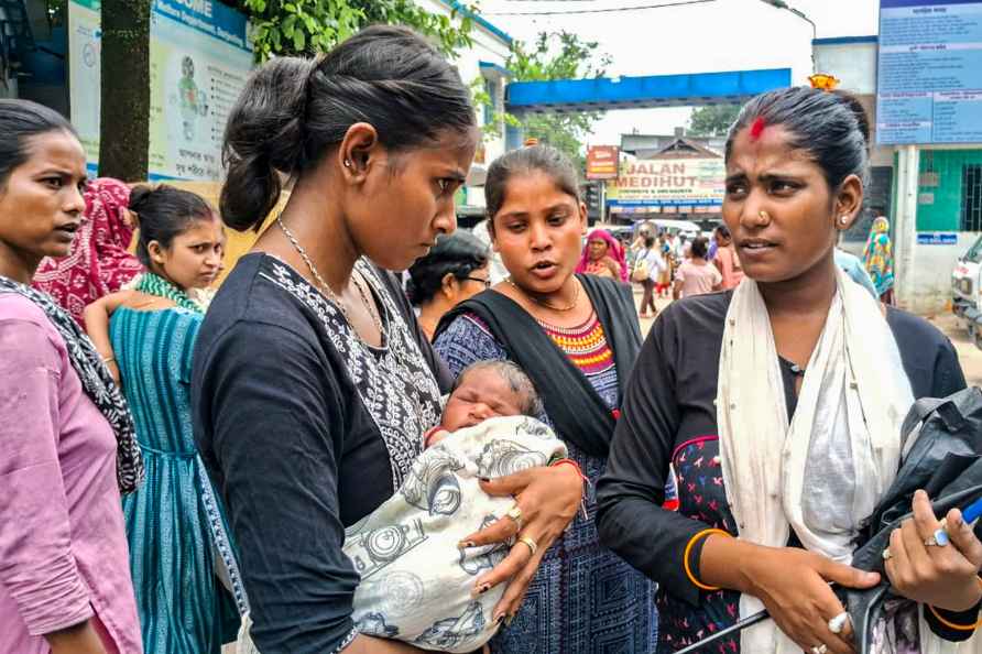 Patients at a hospital in WB's Siliguri