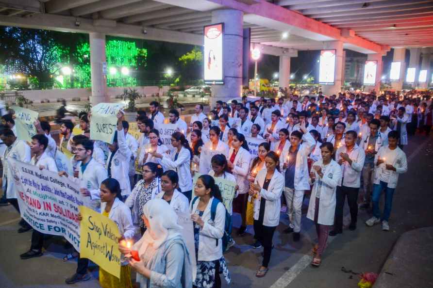 Doctors protest in Kanpur