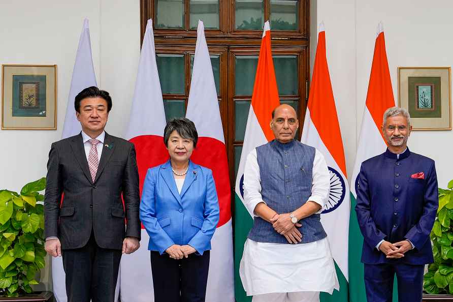 Japan's Foreign Minister and Defence Minister in India