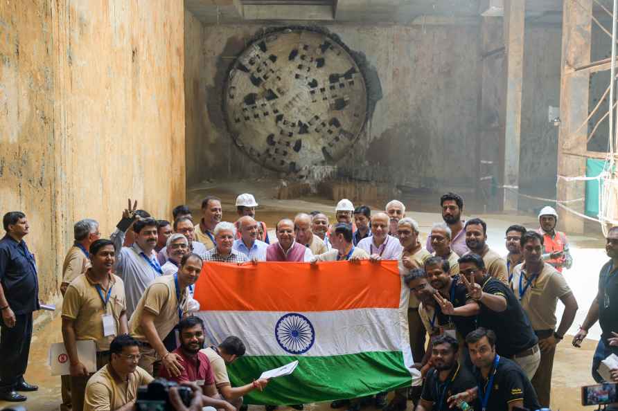 Breakthrough of a metro tunnel in Delhi