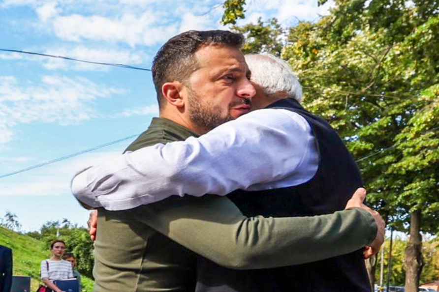 Narendra Modi meets Volodymyr Zelenskyy