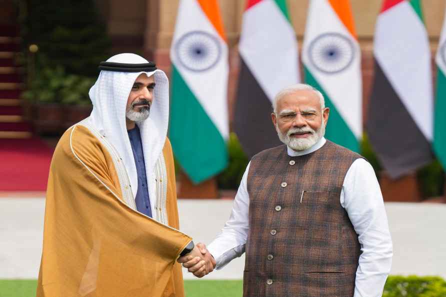 PM Modi meets Abu Dhabi’s Crown Prince?