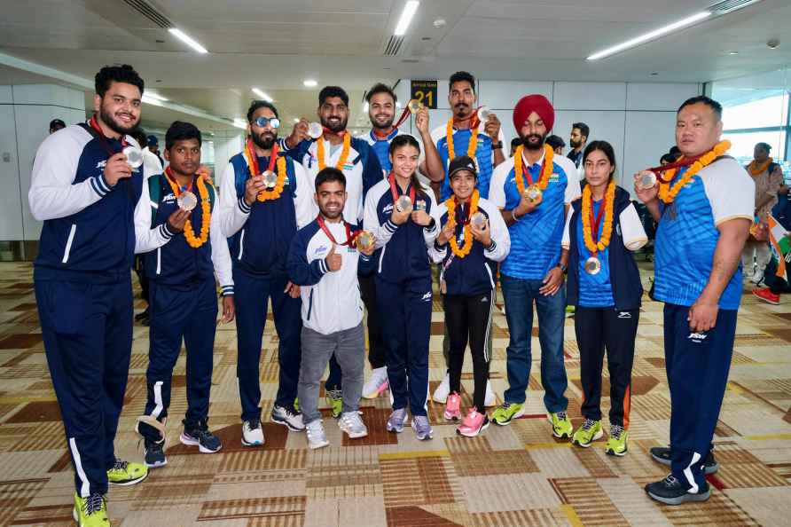 Para athletes return to India from Paris