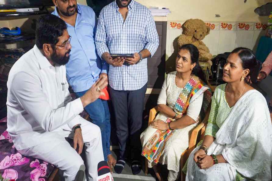 Eknath Shinde meets Ladki Bahin Yojana beneficiaries