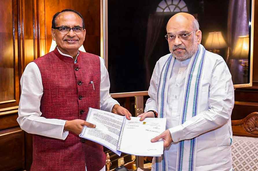 Amit Shah meets Shivraj Singh Chouhan