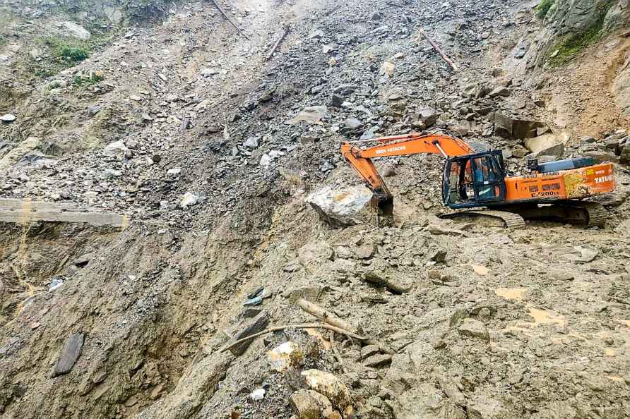 Road being cleared in Champawat