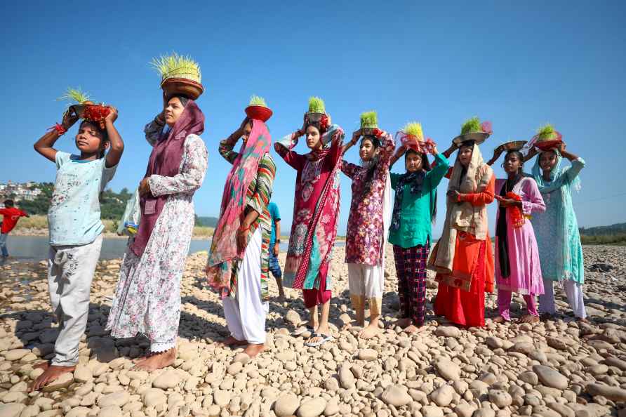 Navratri: Devotees in Jammu