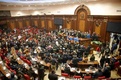 Afghan women protest against new restrictions