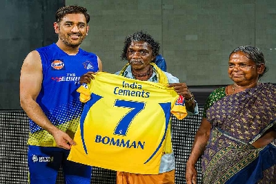 IPL 2023: CSK felicitates Elephant caregivers Bomman, Bellie and Oscar-winning director Kartiki Gonsalves