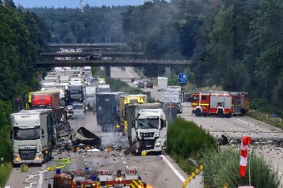 2 killed as steel beams fall in construction site in Tokyo