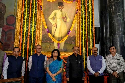 Modi, Kharge pay tribute to Maulana Azad on his birth anniversary