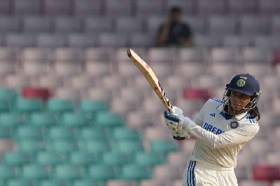 Three to debut as India win toss, elect to bat against England in Women's Test